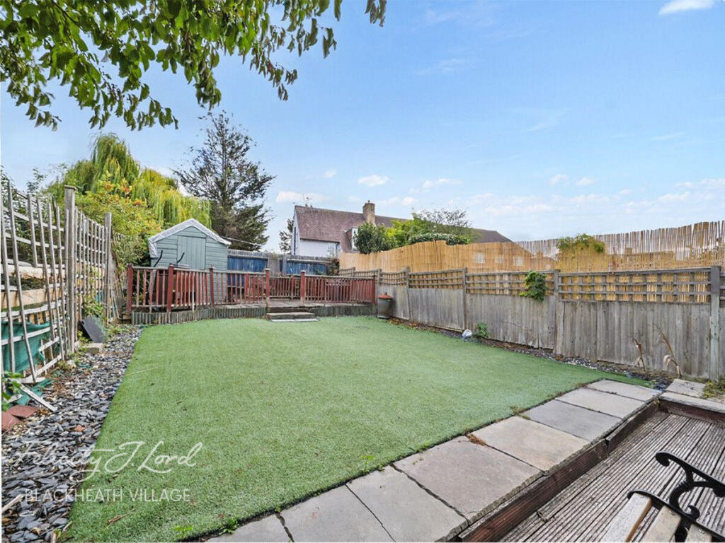 House in London - View 5