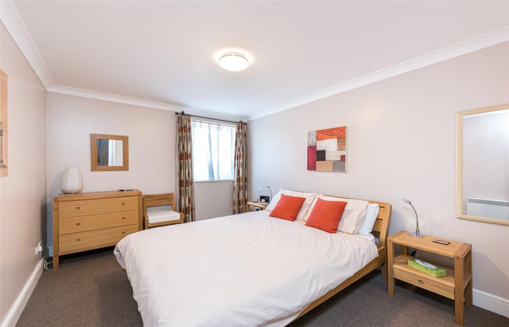Apartment in London - View 3