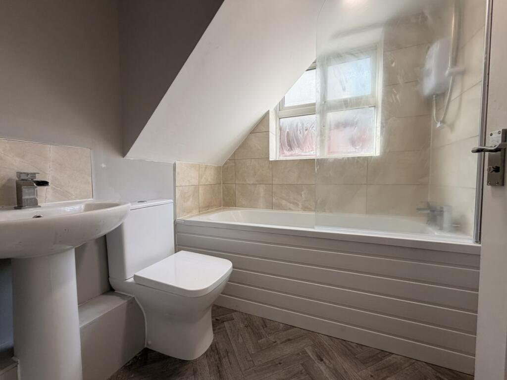 Apartment in Wigan - View 5