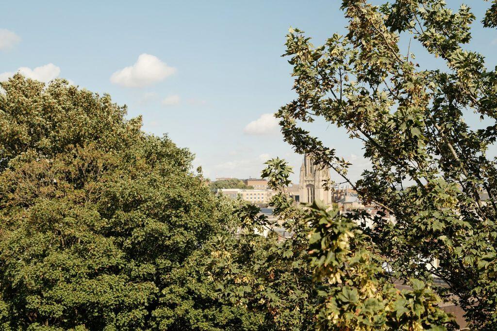 Apartment in Bristol - View 5