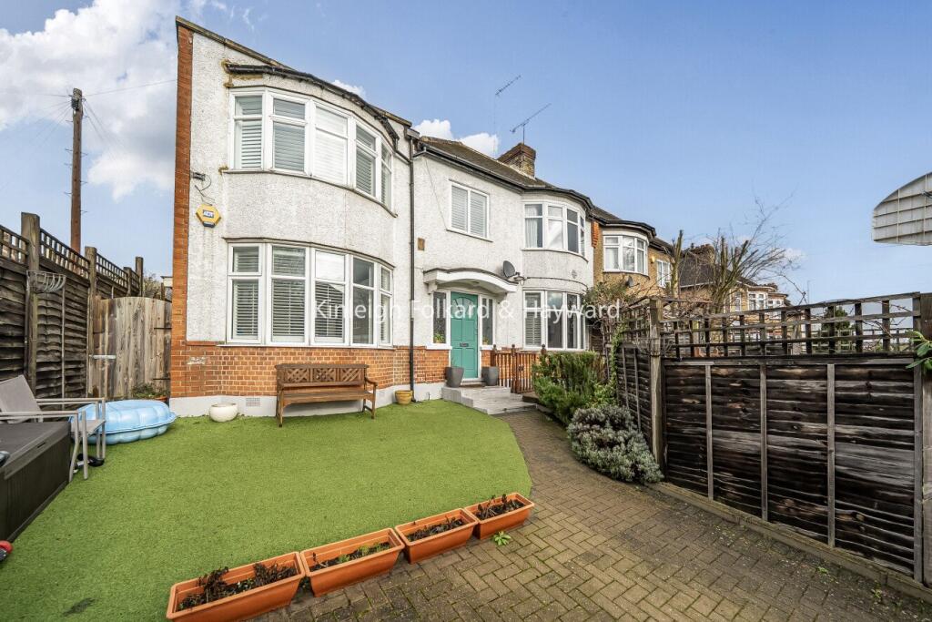 Main image of property: Buxted Road, Finchley, London, N12
