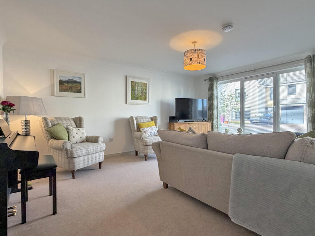 Birch Avenue, Elgin - View 3