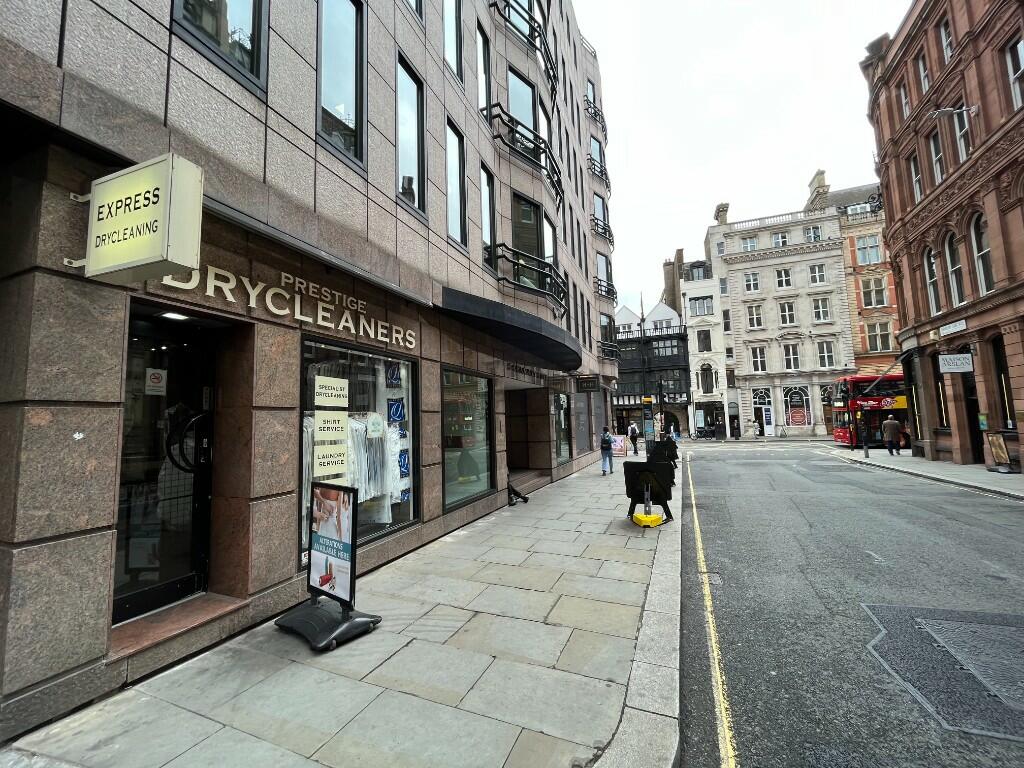 Flat 10,122-125Chancery Lane, London, WC2A