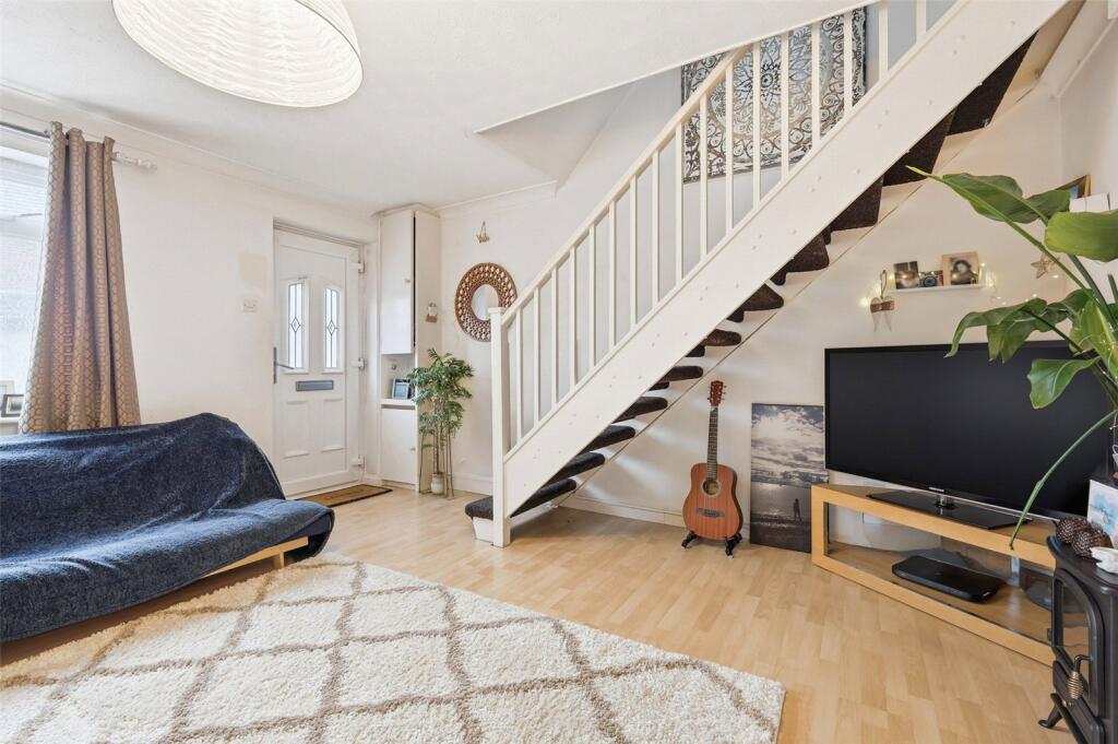 Havenside, Little Wakering, Southend-on-Sea, Essex, SS3 photo 3