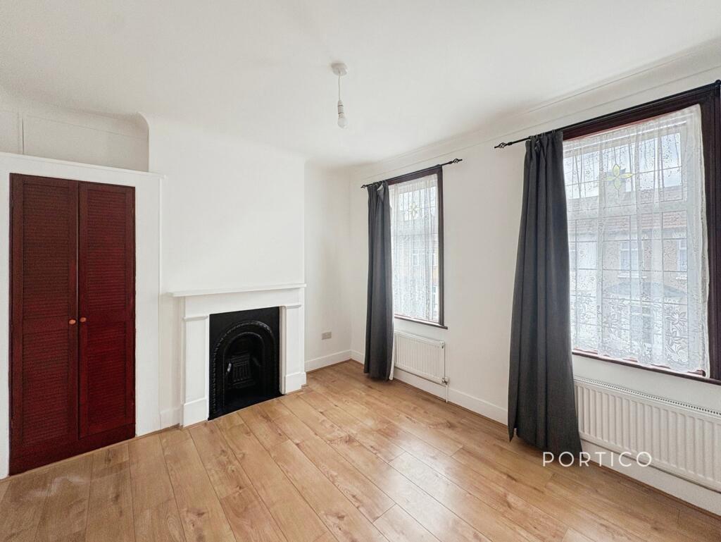 2 bedroom house for rent