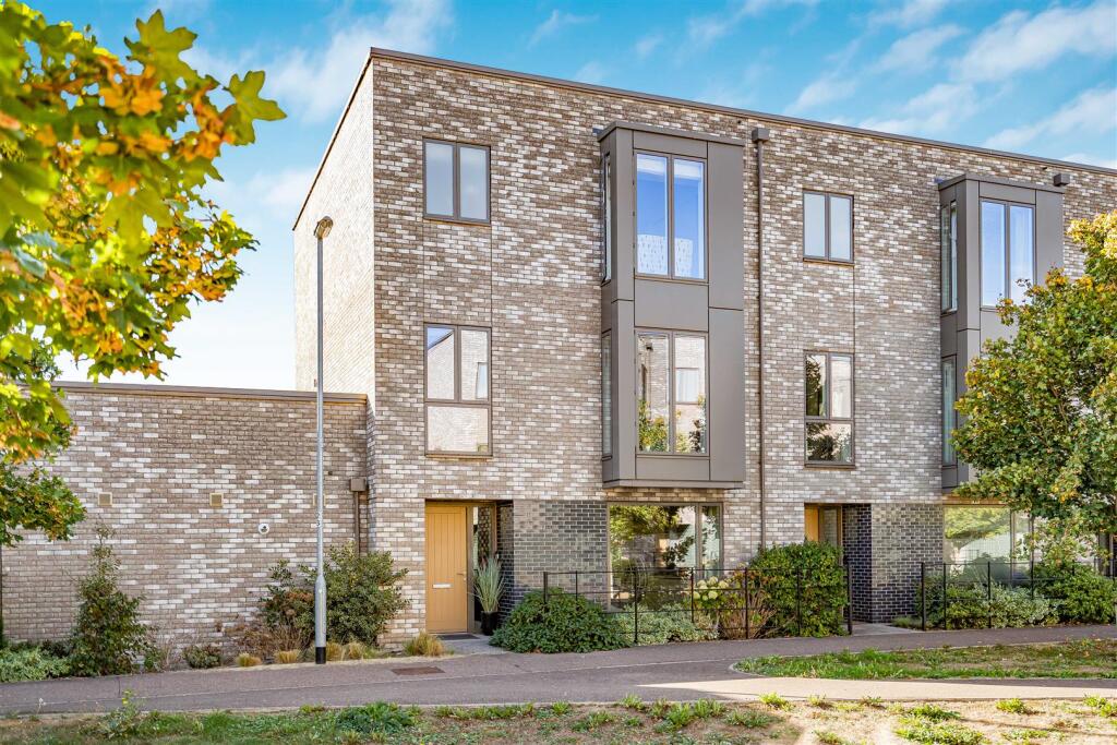 Main image of property: Knightly Avenue, Cambridge