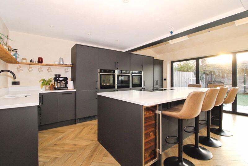 Highfield Way, Aldridge, WS9 8XF - View 3