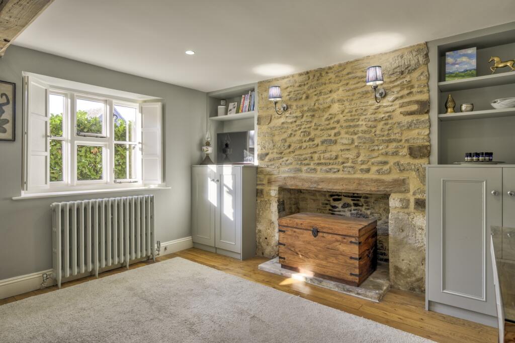 House in Gloucester - More