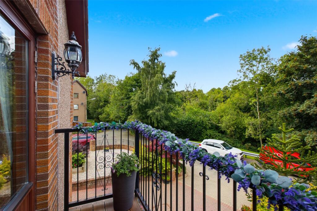 House in Falkirk, Stirling - View 4