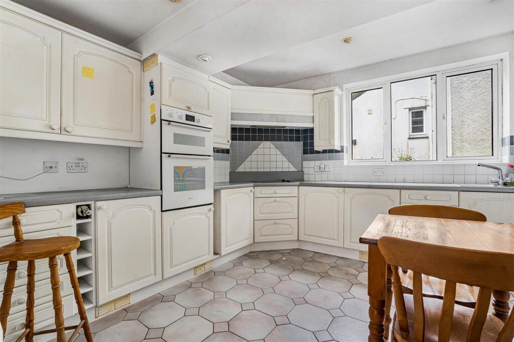 House in West Devon, Sydenham Damerel - More