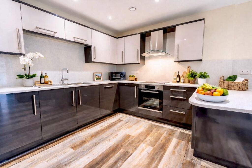 Main image of property: 17 Ecco