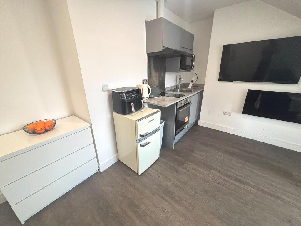 Studio 5 313a Ecclesall Road, Ecclesall - View 5