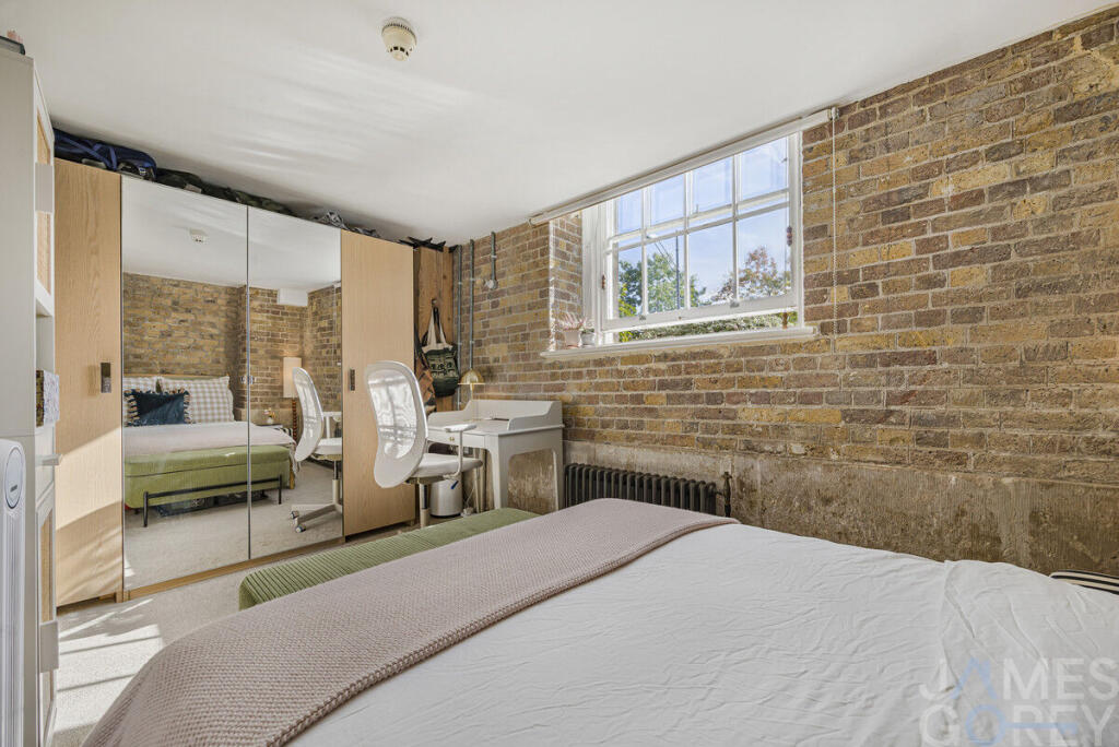 Apartment in London - View 4