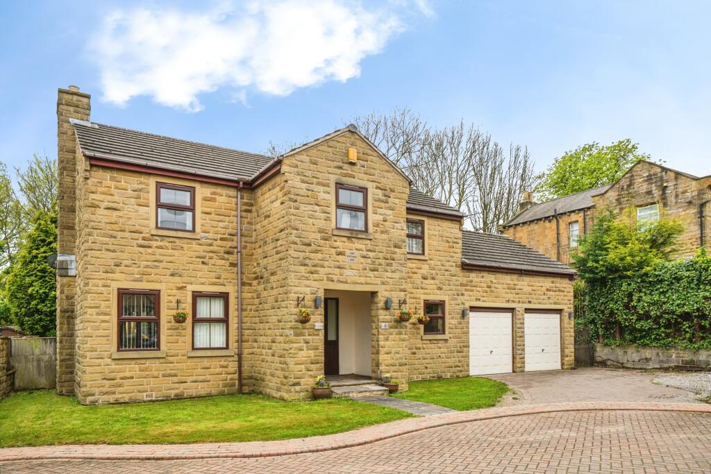 Main image of property: Church Croft, Lofthouse, Wakefield, WF3