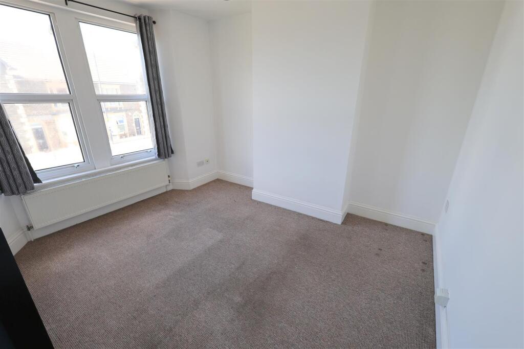 Apartment in Bristol - View 5