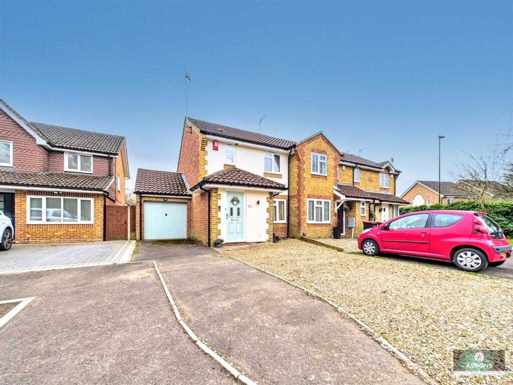 Main image of property: Mayes Close, Maidenbower
