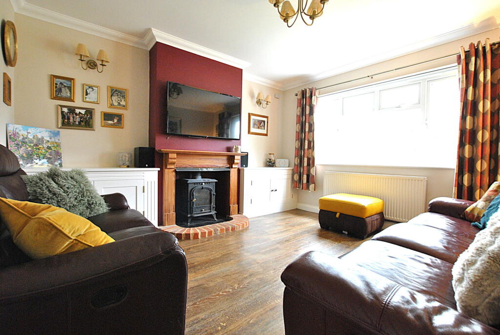 Barton Drive, Kedington, Haverhill, CB9 7PS - View 2