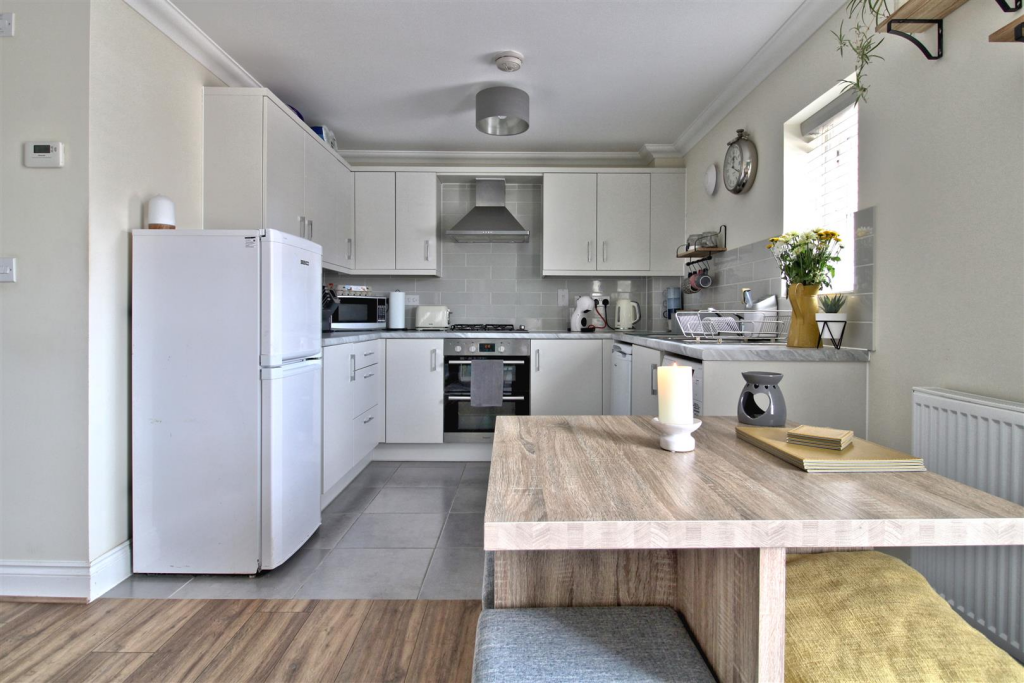Curlew Close, Hunstanton photo 4