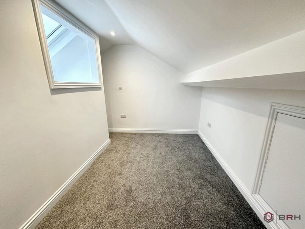 House in Doncaster - View 5