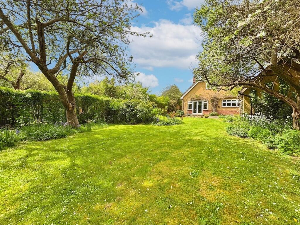 Waverley Road, Fordingbridge, SP6 photo 3