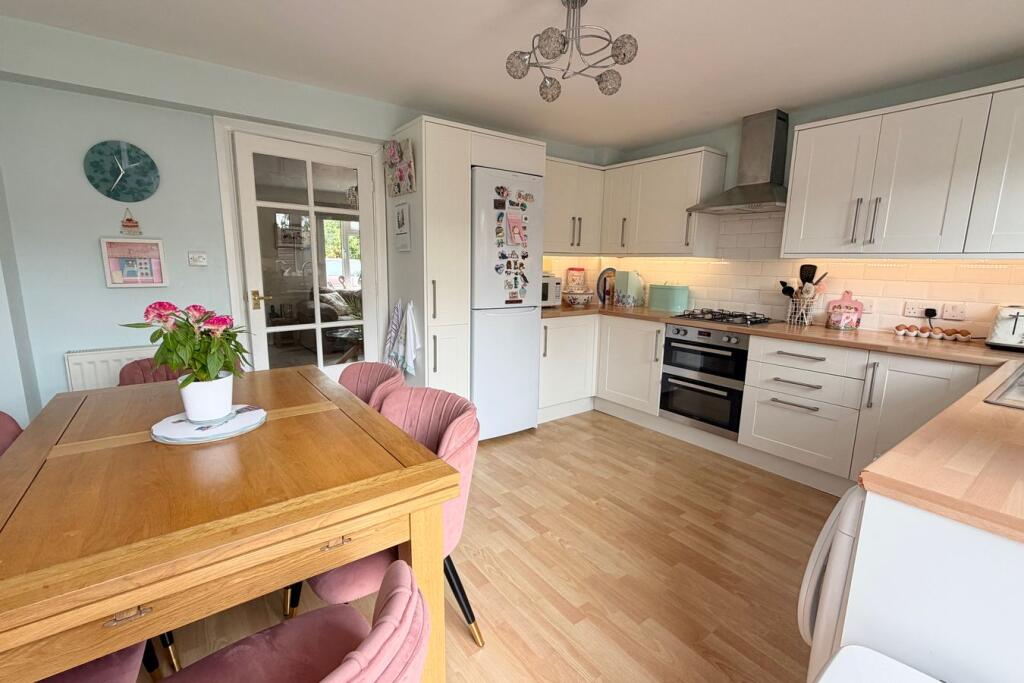 House in Surrey Heath, Surrey - More