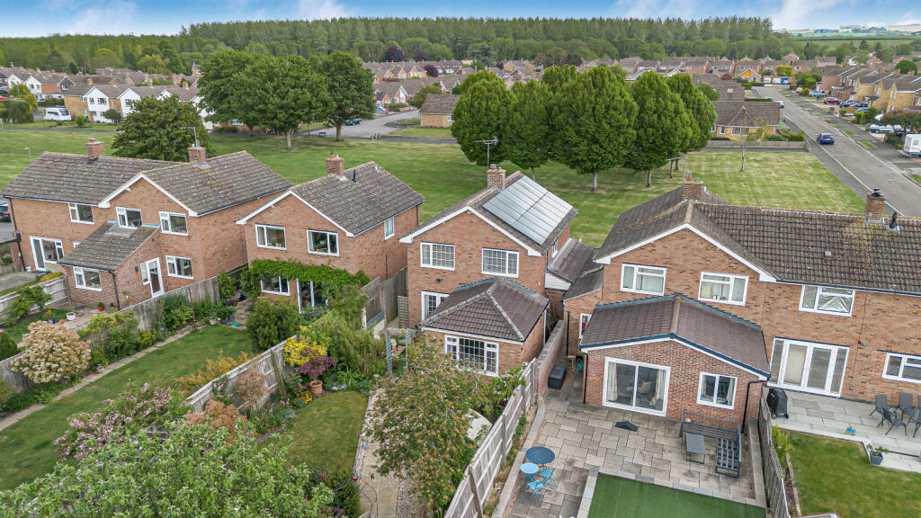 Main image of property: Collinsmith Drive, Grove, Wantage, Oxfordshire, OX12