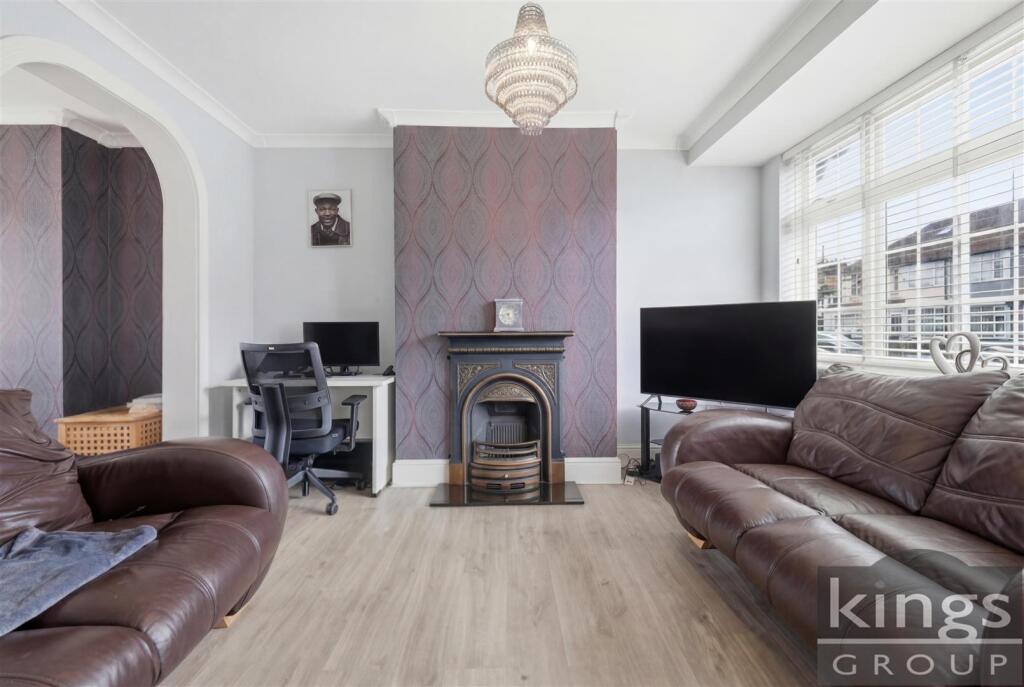 Shaw Road, Enfield photo 3