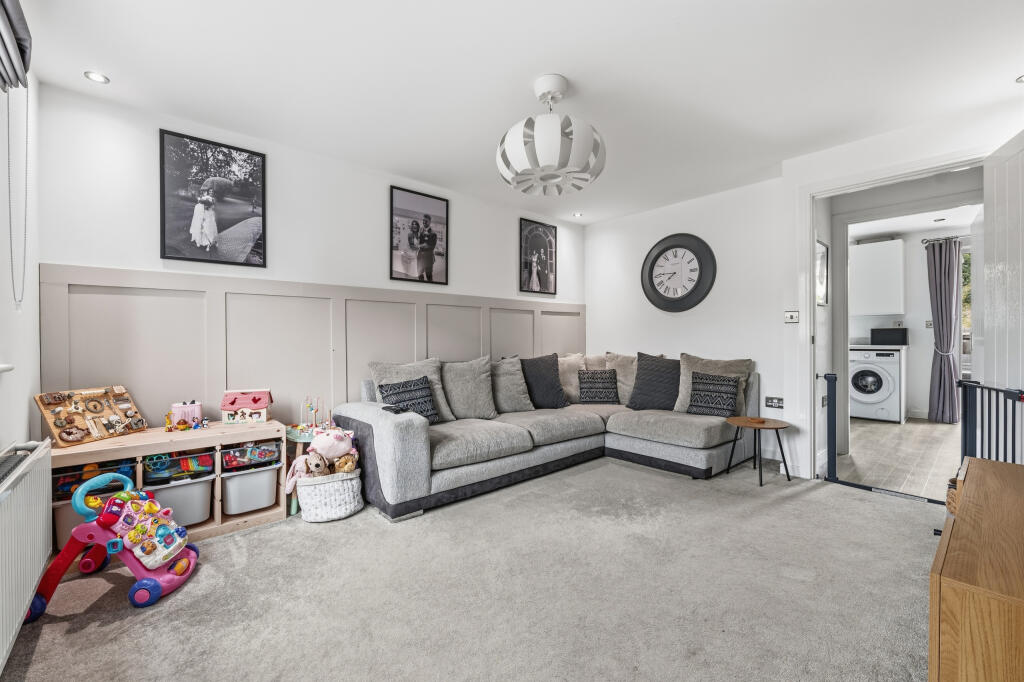 House in Nottingham - View 4