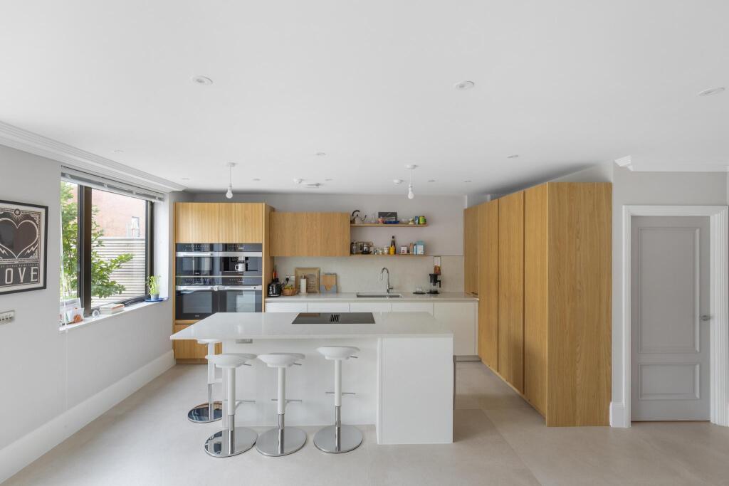 Gilkes Crescent, Dulwich Village, London, SE21 photo 4