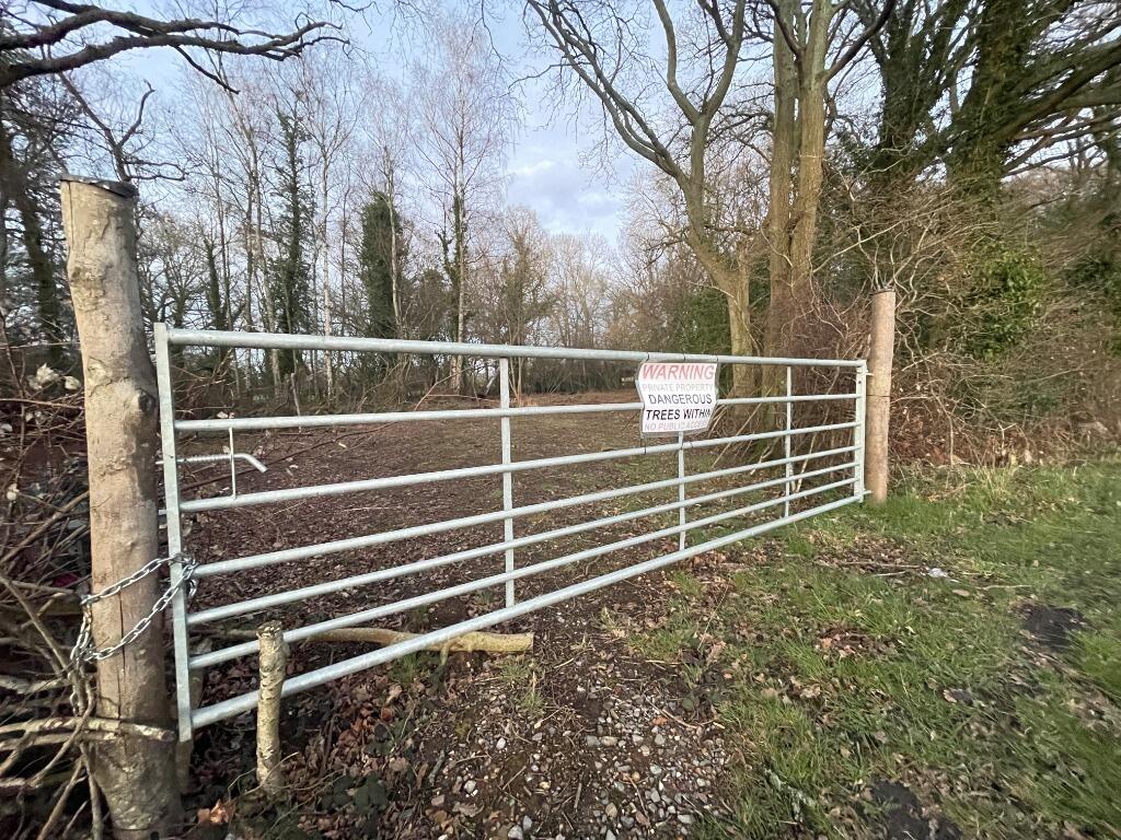 Main image of property: Hook Road, Hook, RG27