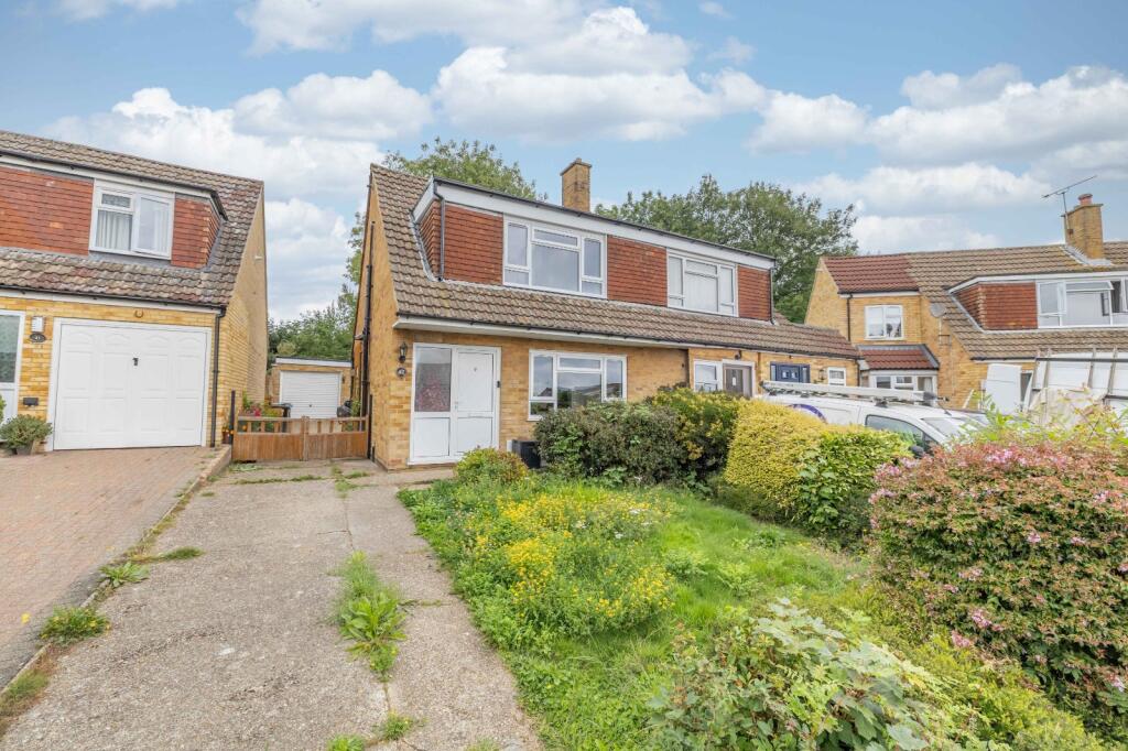 2-bed semi-detached on Westgate Court Avenue, Canterbury, Kent, CT2, £300,000