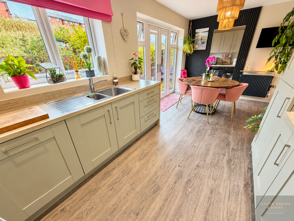 House in Derby - View 3