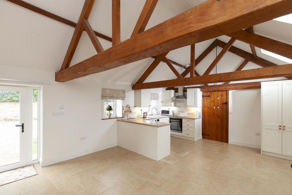 House in Salisbury - View 2
