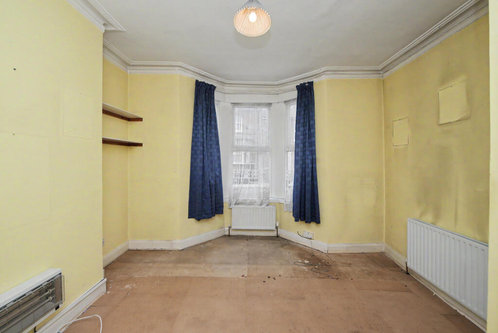 Apartment in London - View 2
