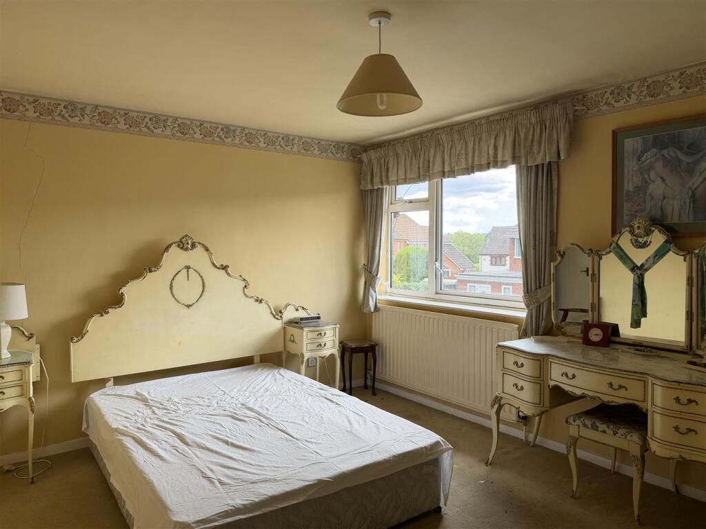 House in Dudley, Oldswinford - View 4