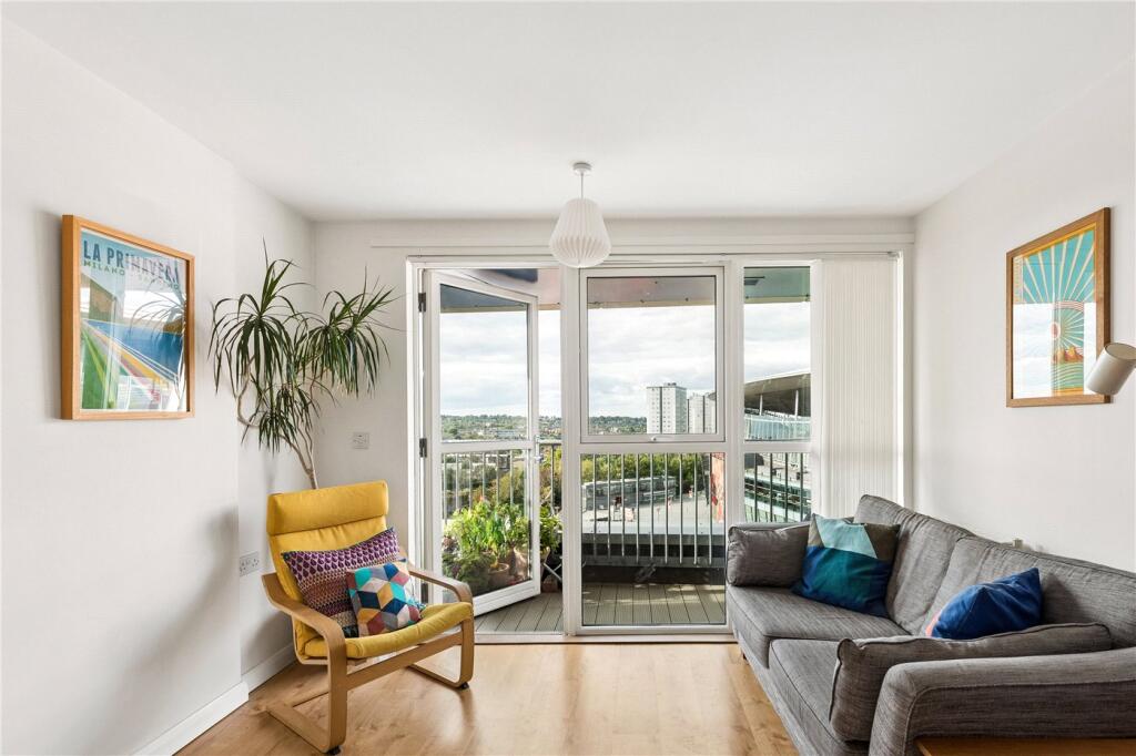 Apartment in London - View 2