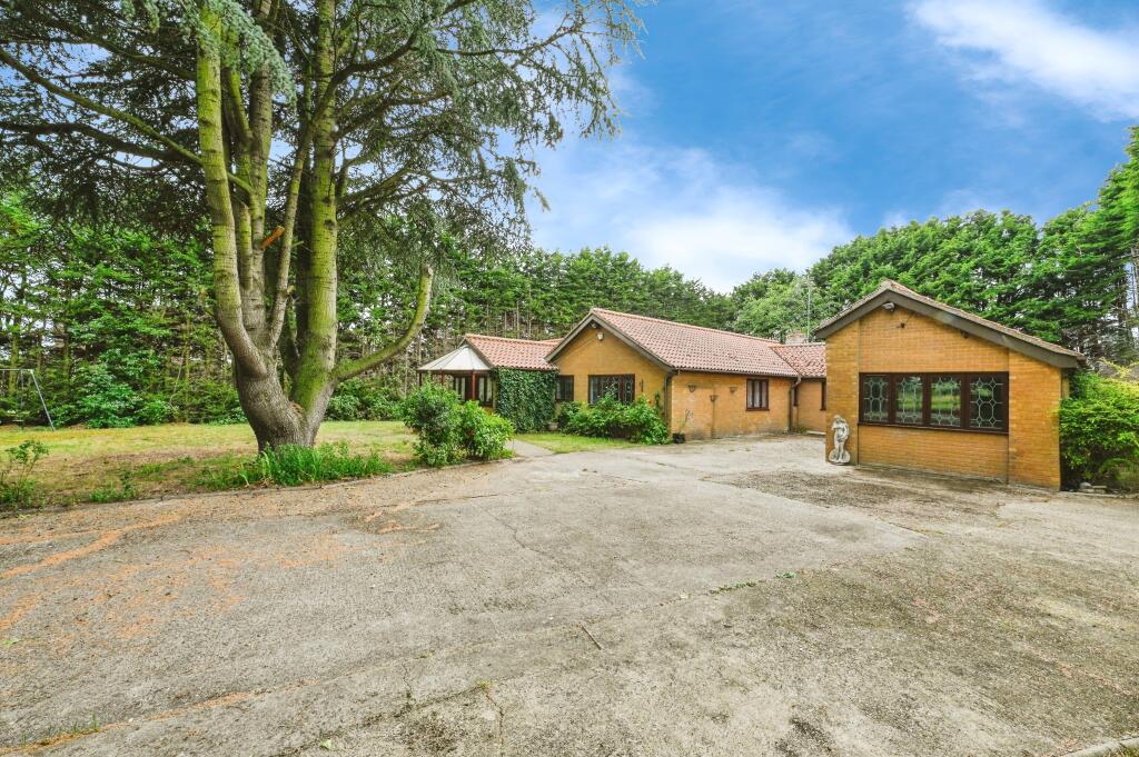 Burrett Road, Walsoken, PE14 photo 3