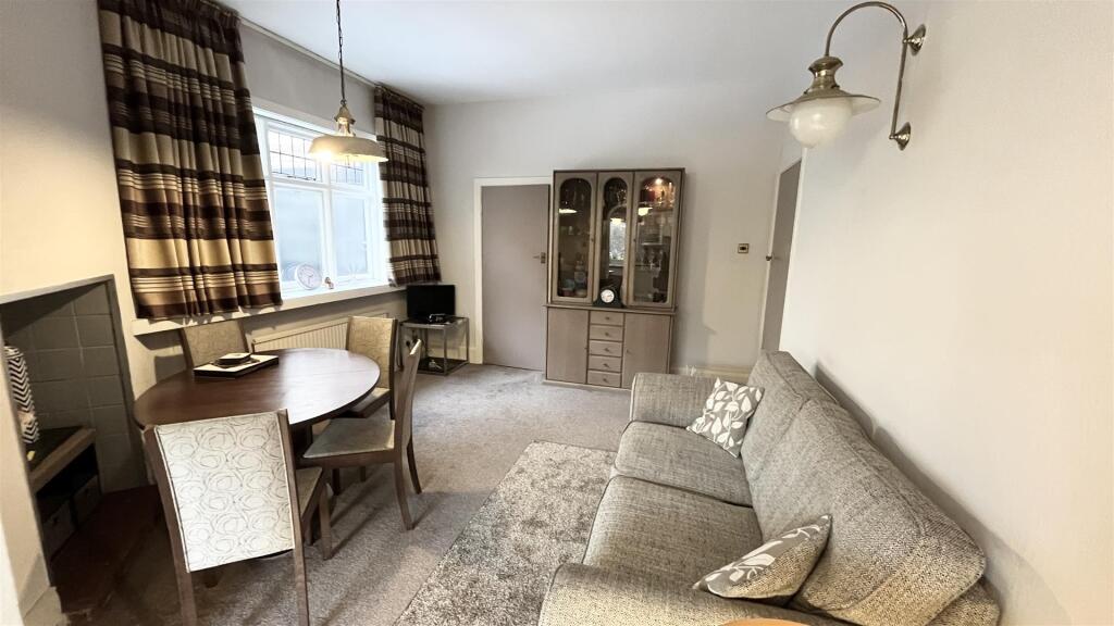 House in Birmingham, Moseley - More