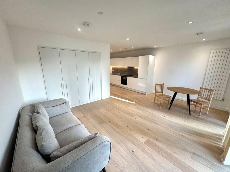 Apartment in London - View 4