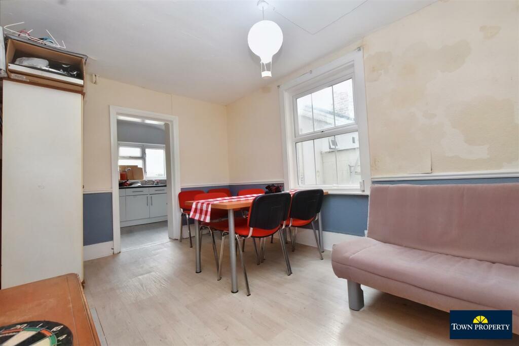 House in Eastbourne, East Sussex - View 2