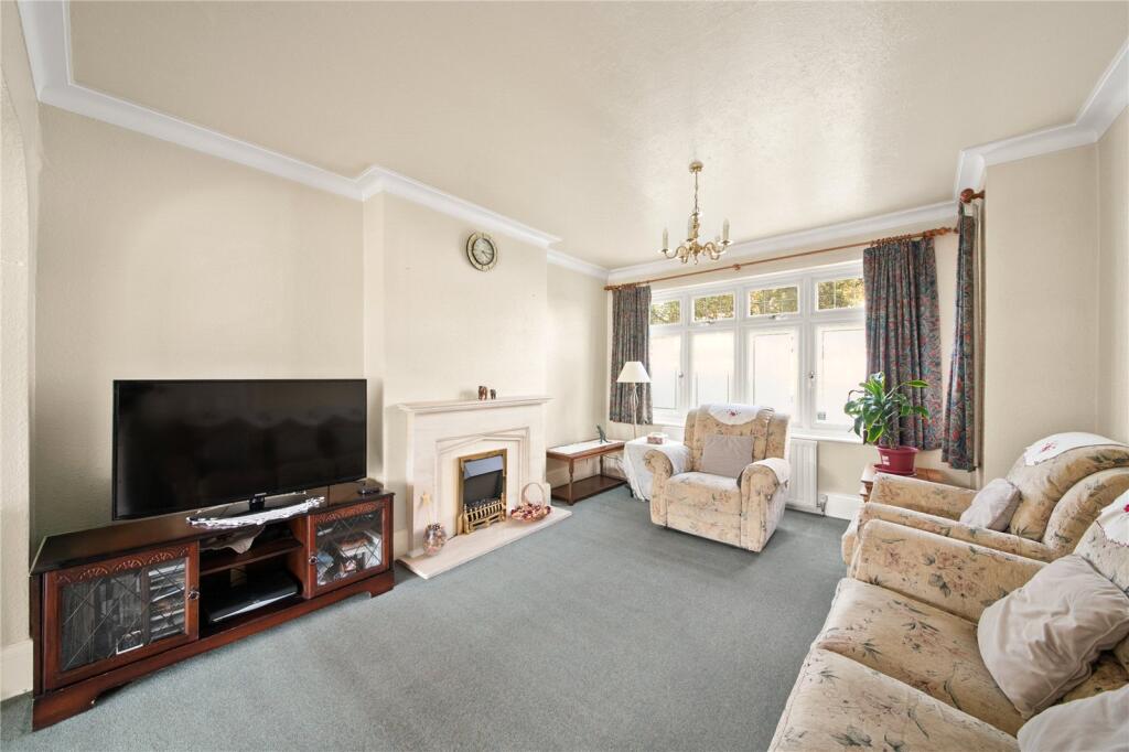 House in London - View 2