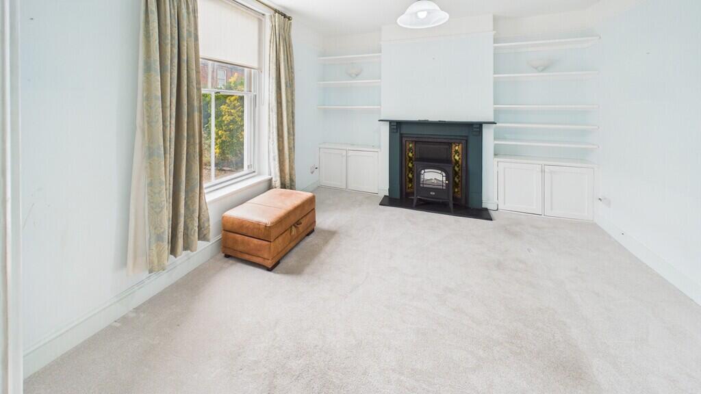 House in Bury St Edmunds, Priors Estate - View 2