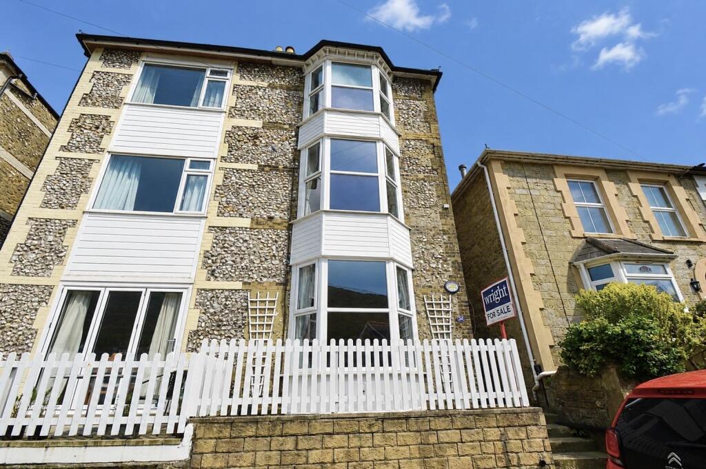 Main image of property: CHAIN FREE * VENTNOR
