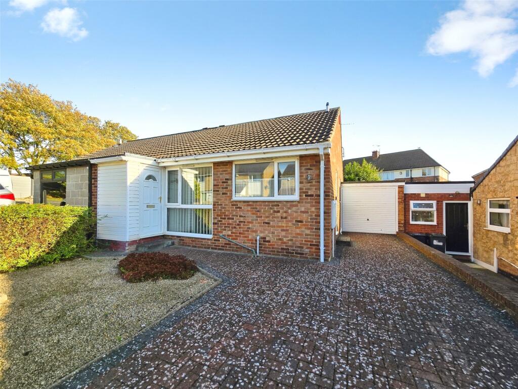 2-bed bungalow on Mossbank Grove, Darlington, DL1, £99,950