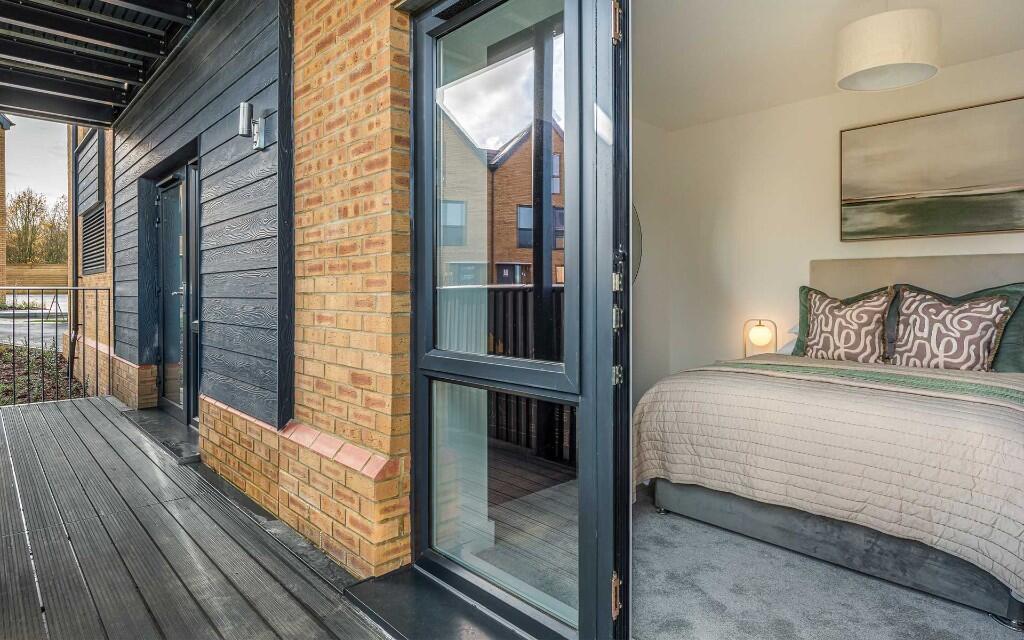 Apartment in Whitstable, Kent - View 3