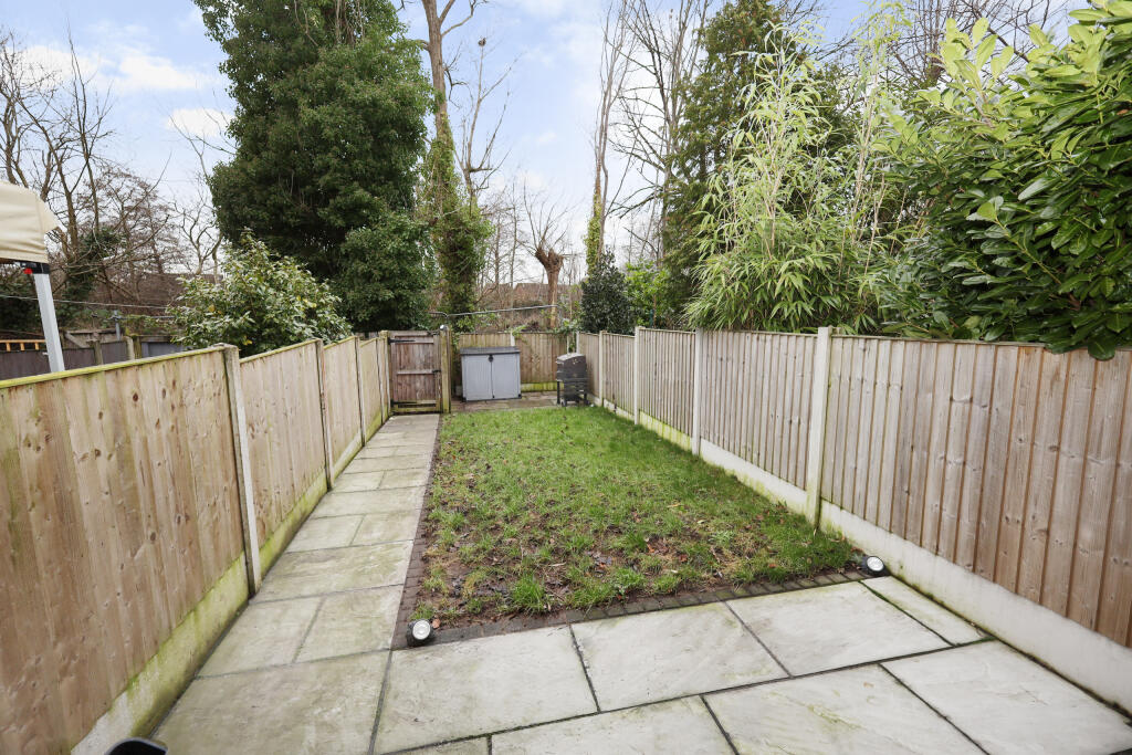 Armadale Close, Stockport, Cheshire photo 4