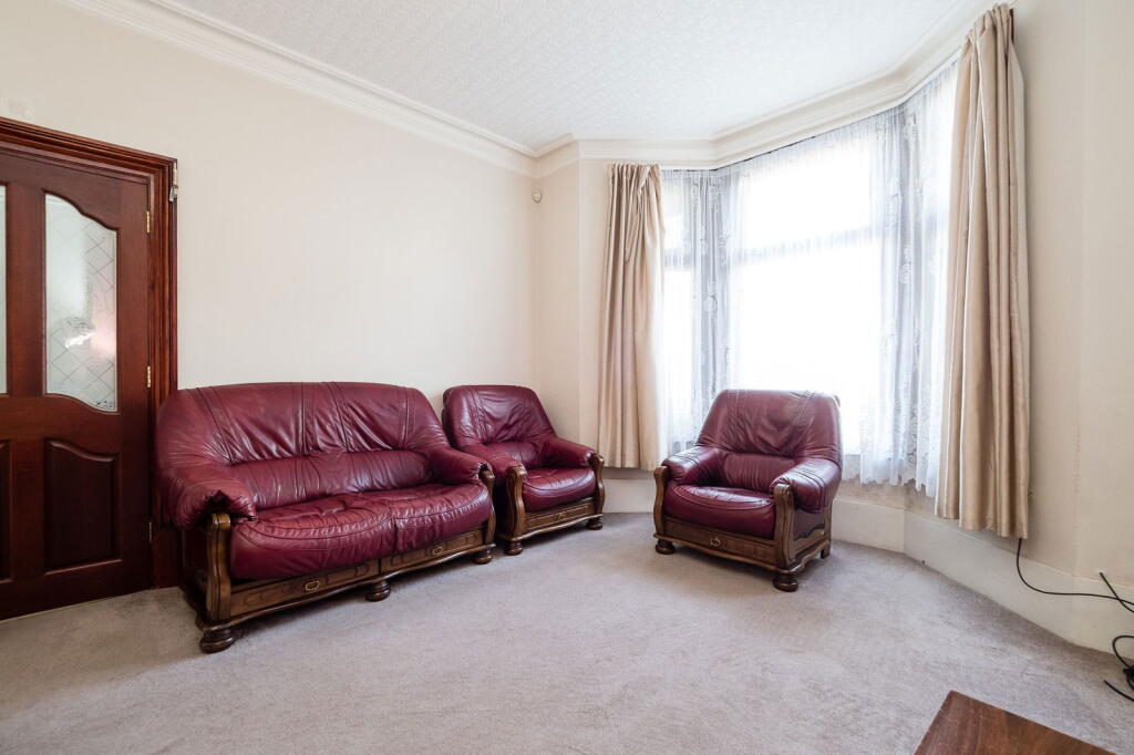 Colworth Road, Leytonstone, Greater London, E11 1HY photo 3