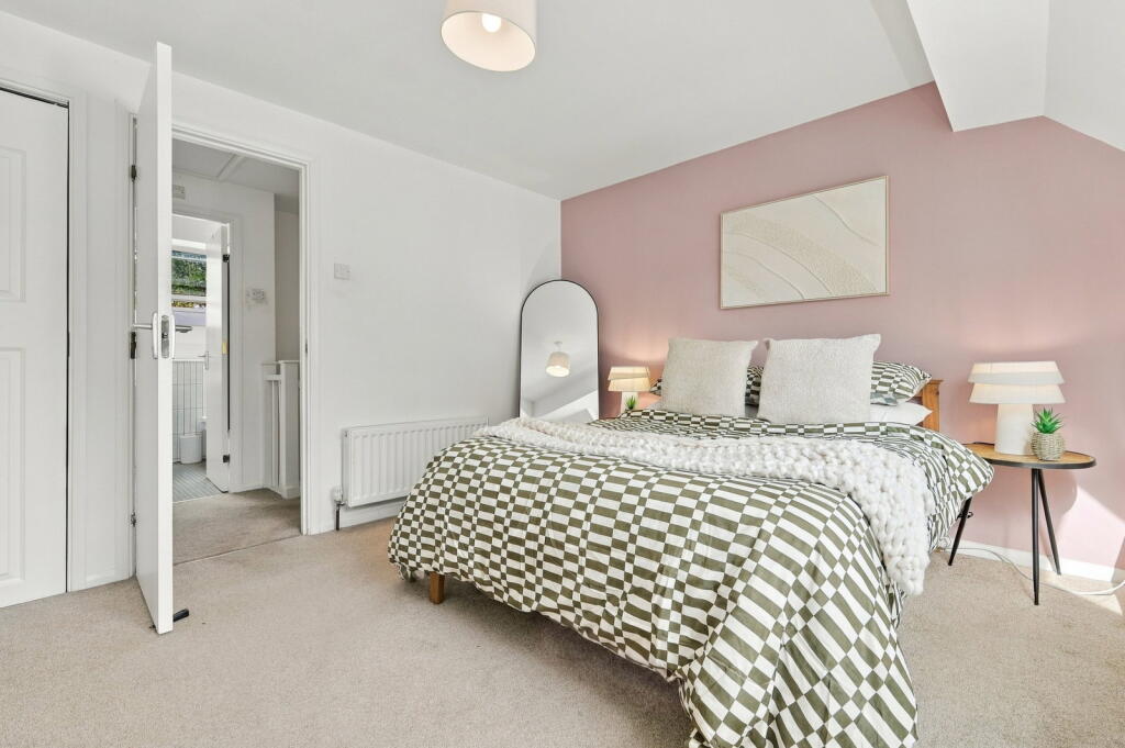 Apartment in London, Denmark Hill, Camberwell - More