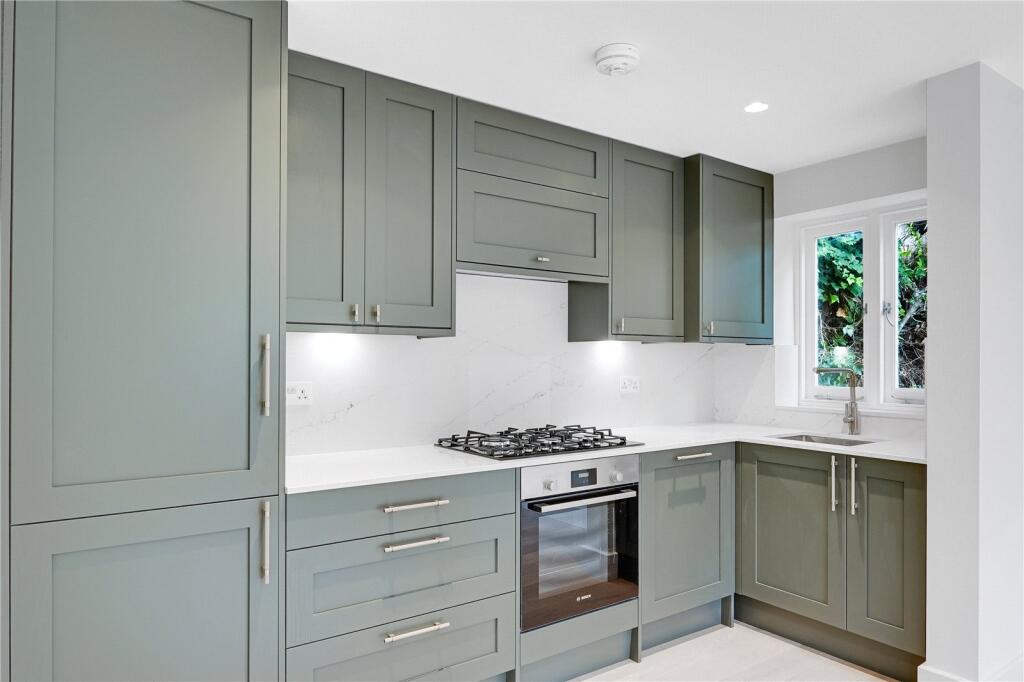 House in London - View 3