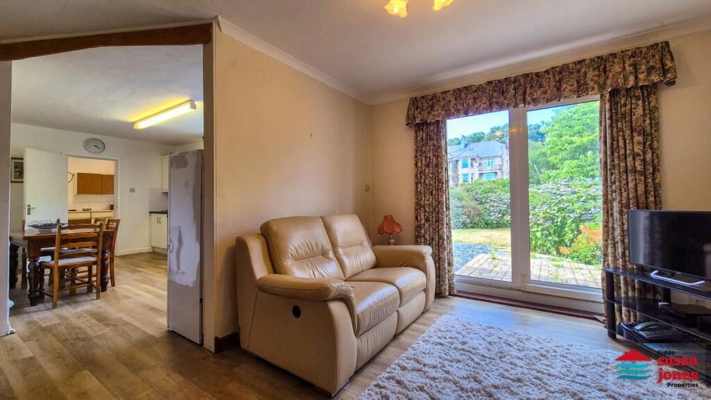 House in Llandudno - More